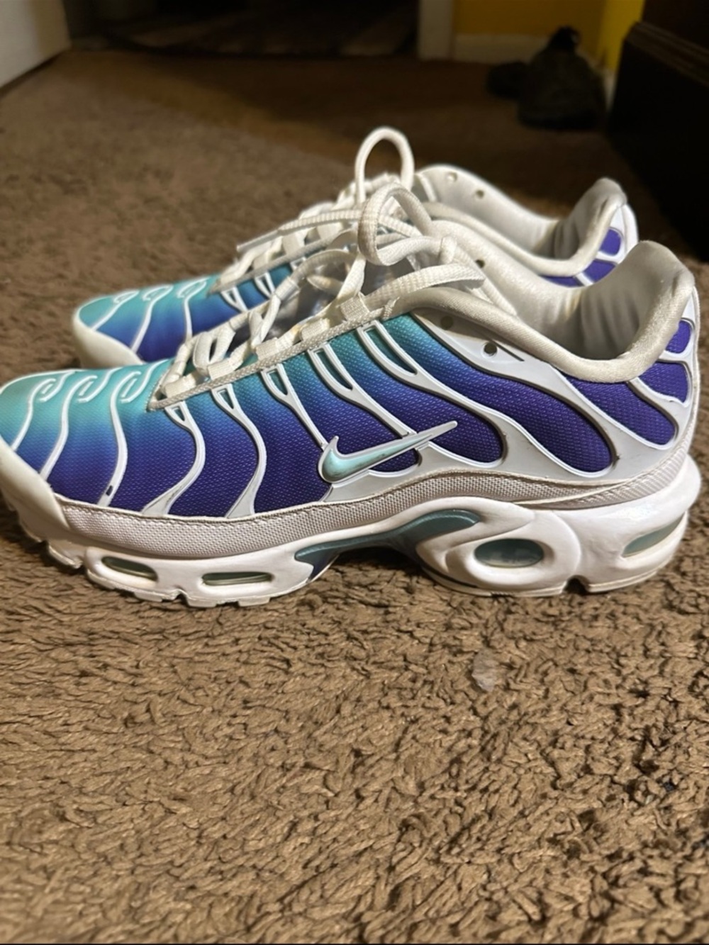 Nike Gradient Blue to Purple Air Max Style Sneakers